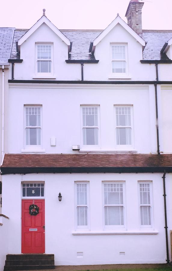 The Carrick Bed & Breakfast Portrush Exterior photo